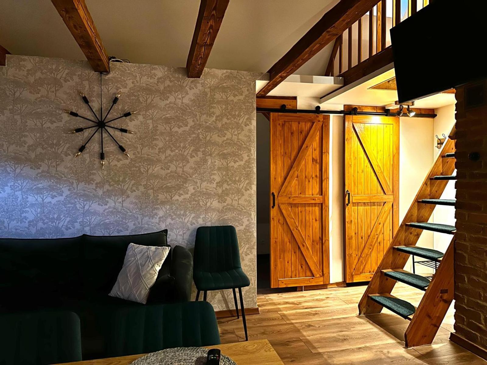 Apartamenty Komarno 46 Jacuzzi&Sauna Buitenkant foto