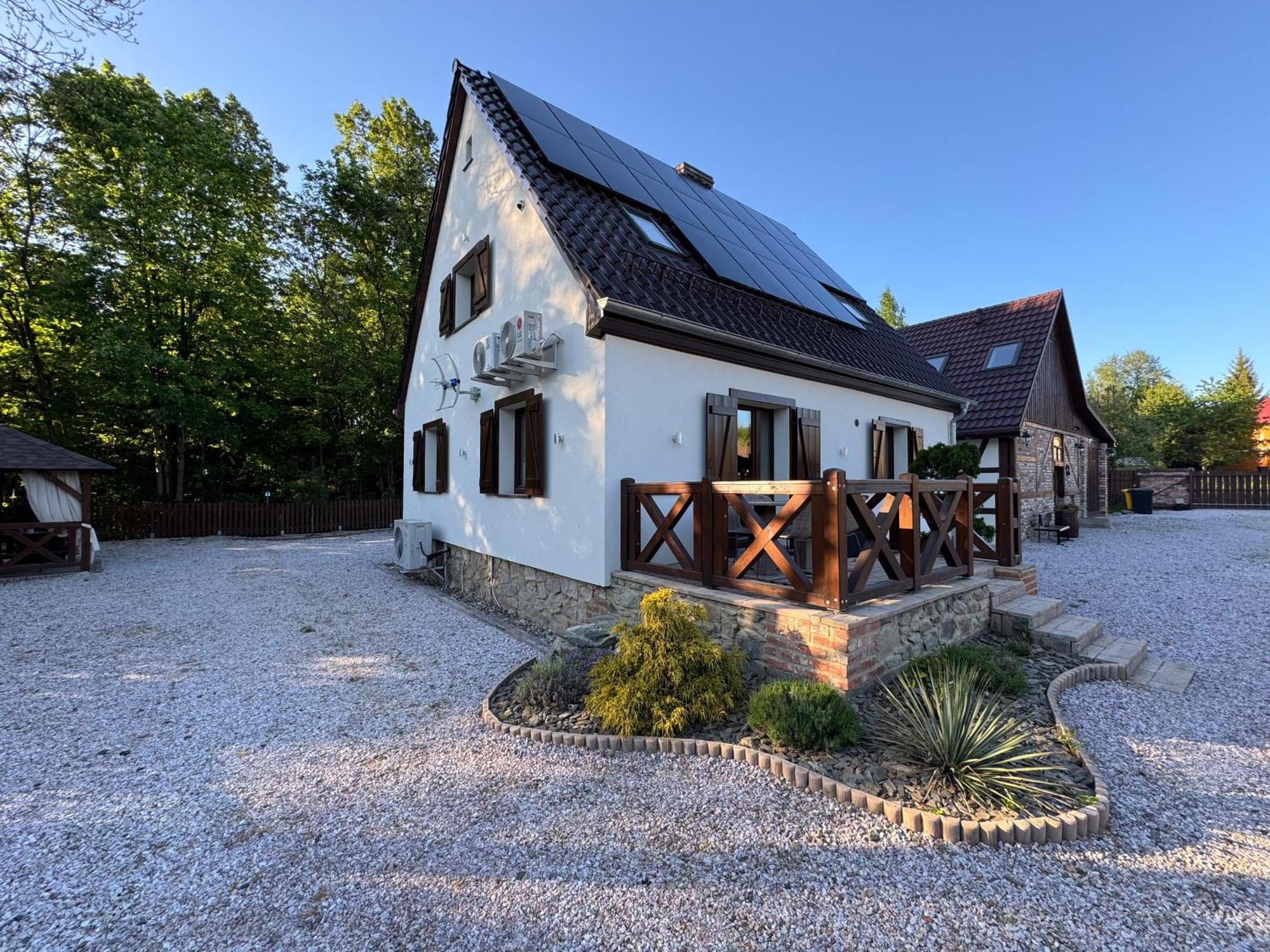 Apartamenty Komarno 46 Jacuzzi&Sauna Buitenkant foto