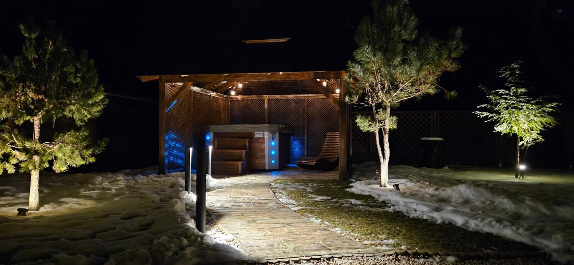 Apartamenty Komarno 46 Jacuzzi&Sauna Buitenkant foto