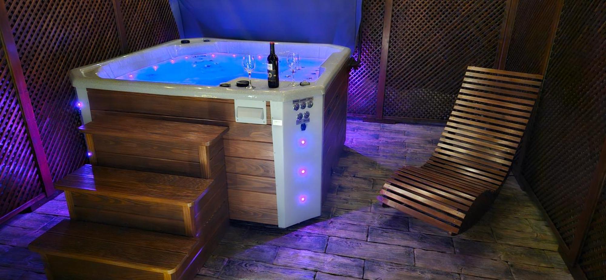 Apartamenty Komarno 46 Jacuzzi&Sauna Buitenkant foto